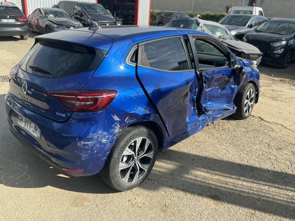 Renault Clio — Zdjęcie 8