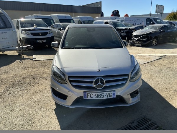 Mercedes B 200 — Zdjęcie 1