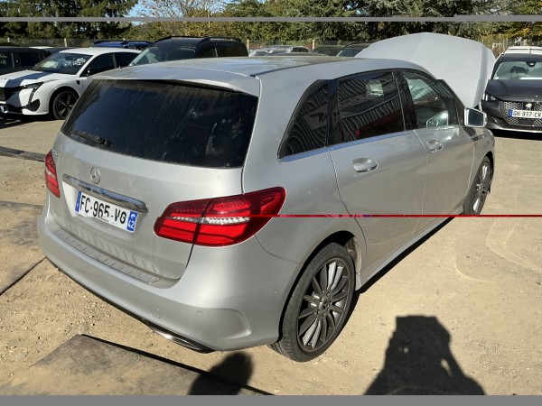 Mercedes B 200 — Zdjęcie 6