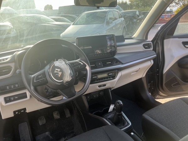 Suzuki Swift — Zdjęcie 9