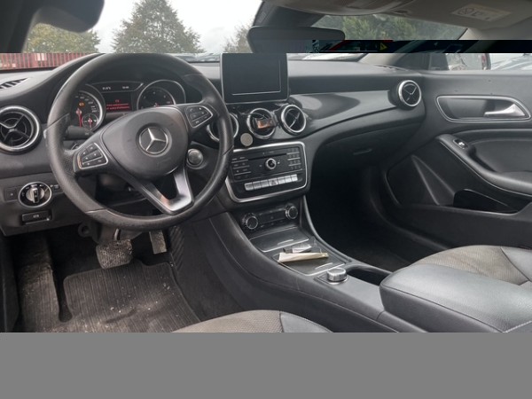 Mercedes CLA — Zdjęcie 6