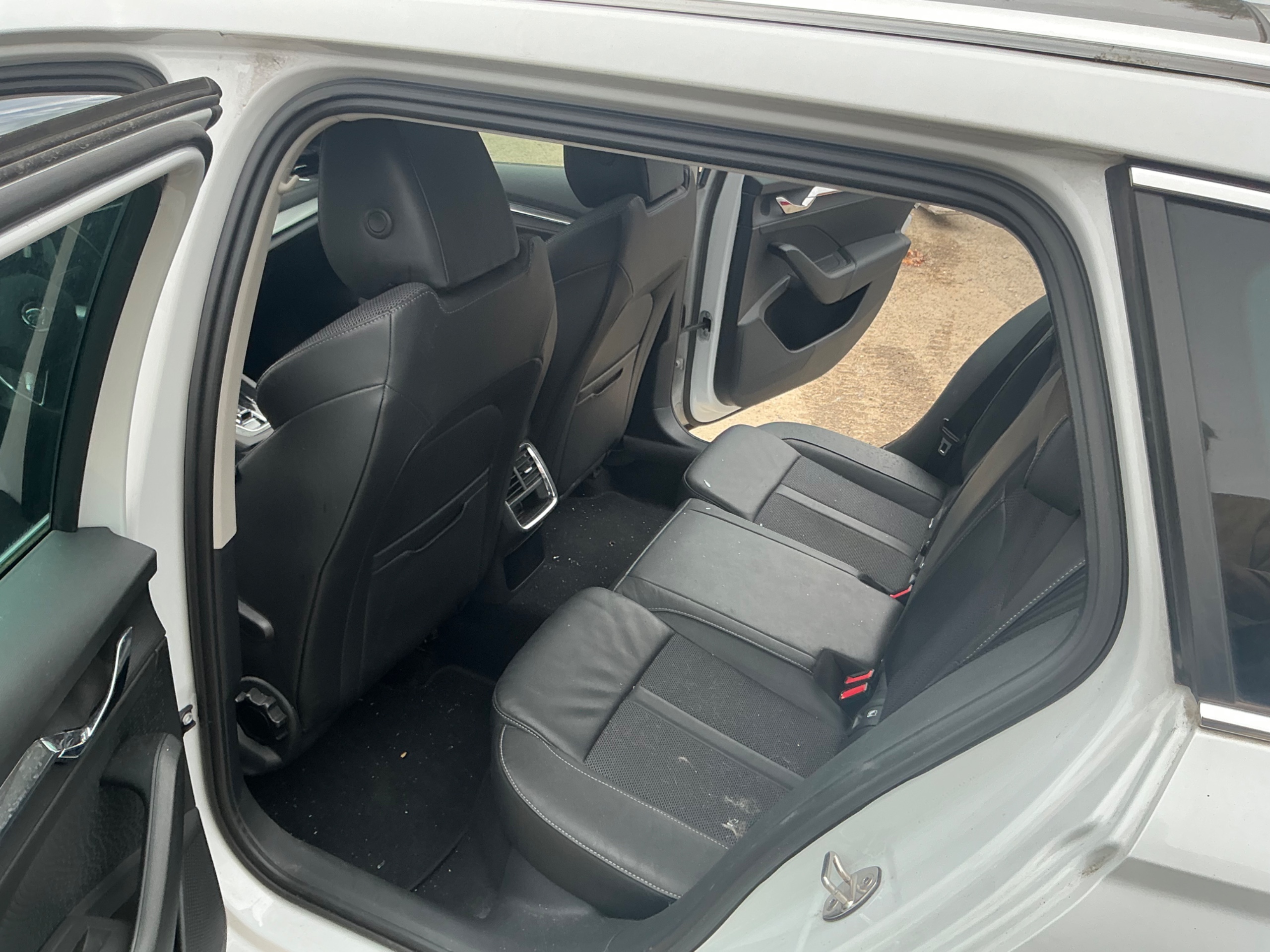 Skoda Octavia — Zdjęcie 5