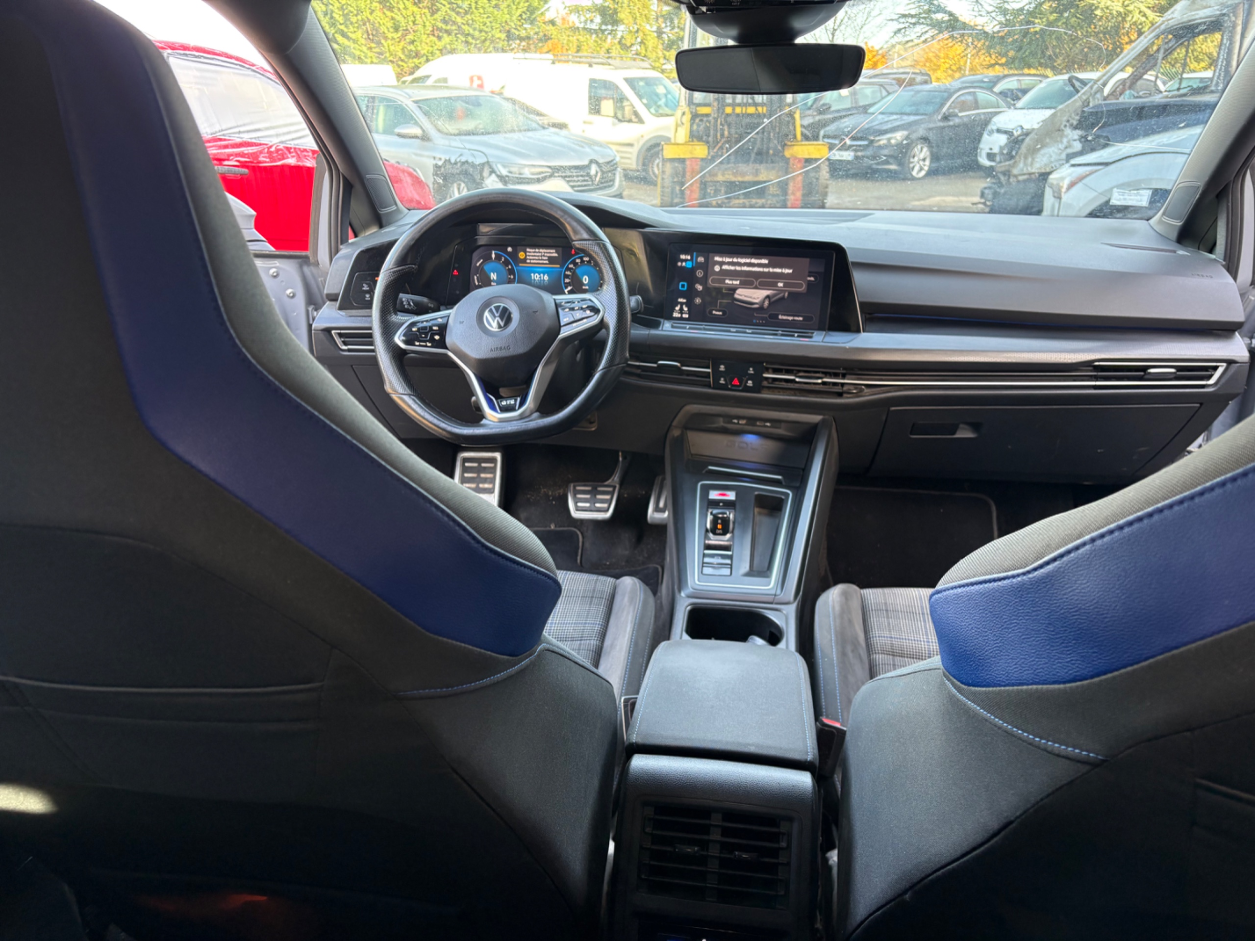 Volkswagen Golf — Zdjęcie 17